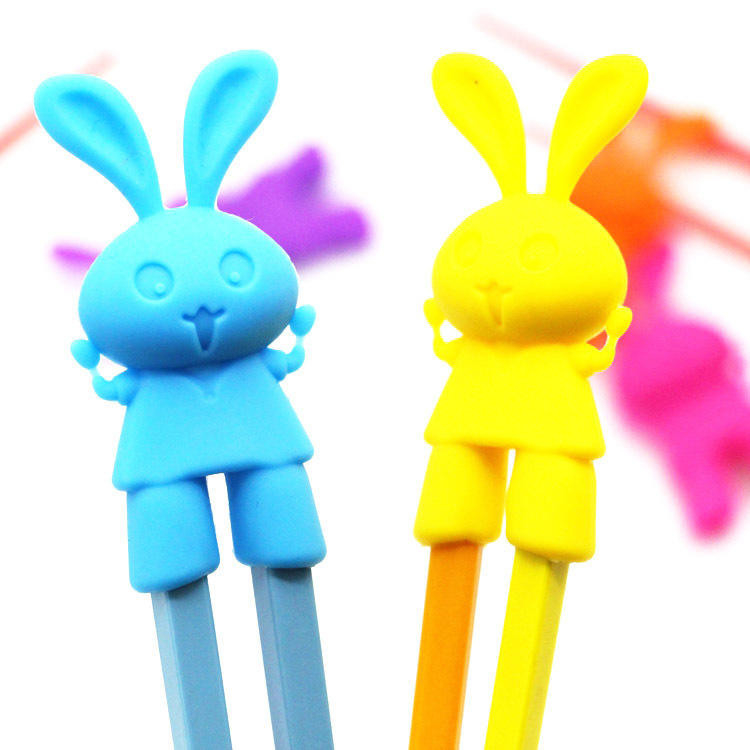 Bacchette riutilizzabili per l'apprendimento dei cartoni animati in silicone per bambini con supporti