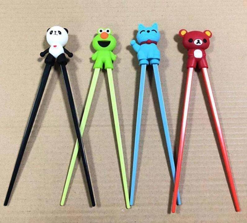 Bacchette riutilizzabili per l'apprendimento dei cartoni animati in silicone per bambini con supporti