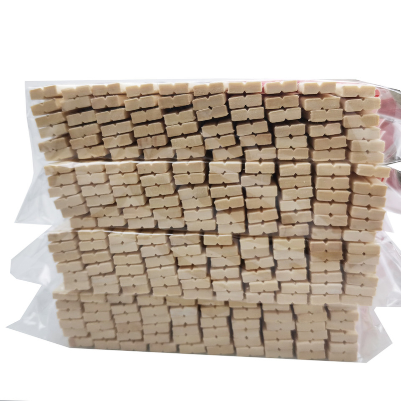 Bastoncini eliminabili di legno 20-23cm sostenibili dei sushi del ristorante