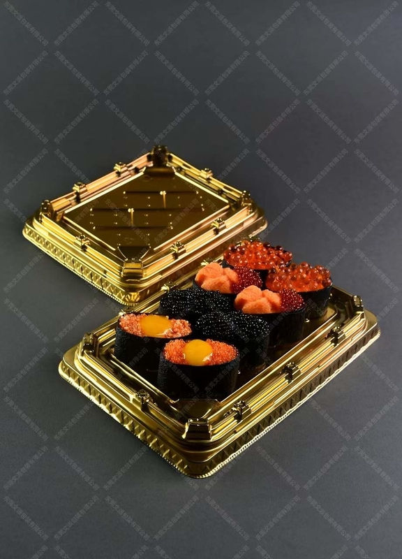 Scatola tradizionale di sushi giapponese in plastica per il servizio di cibo e frutta